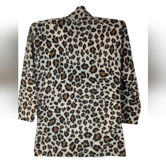 Animal Print Top Medium Keyhole Front Mock Neckline Cheetah Leopard August Silk - Picture 3 of 6